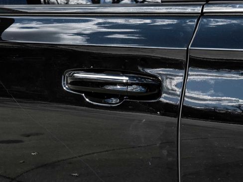 Used 2025 Cadillac Escalade V w/ LPO, Floor Liner Package image 50