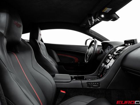 Used 2017 Aston Martin V12 Vantage S image 36