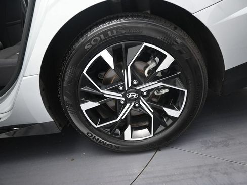 Used 2025 Hyundai Sonata SEL FWD image 32