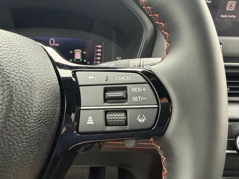 Used 2026 Honda Pilot Sport image 13