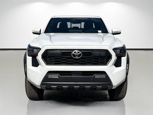Used 2024 Toyota Tacoma TRD Off-Road w/ TRD Off Road Upgrade Package AWD/4WD image 8
