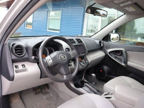 Used 2011 Toyota RAV4 Limited w/ Limited Extra Value Pkg AWD/4WD image 10