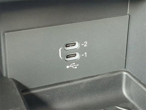 New 2026 Chrysler Pacifica Pinnacle w/ Trailer Tow Group image 31