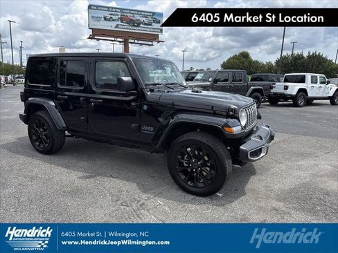 Certified 2025 Jeep Wrangler Unlimited Sahara w/ Safety Group AWD/4WD image 1