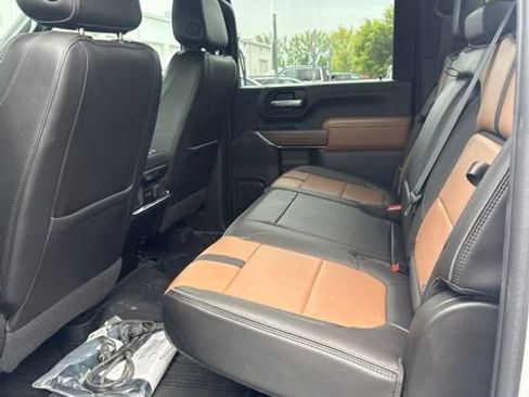 Used 2022 Chevrolet Silverado 2500 High Country w/ Safety Package II AWD/4WD image 20
