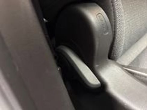 Used 2021 Chevrolet TrailBlazer LS FWD image 30