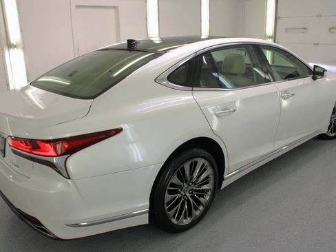 Used 2018 Lexus LS 500 w/ Luxury Package RWD image 30