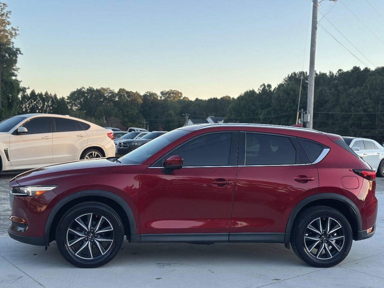 Used 2018 MAZDA CX-5 Grand Touring w/ Premium Package FWD image 4