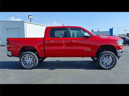 Used 2022 RAM 1500 Laramie image 9
