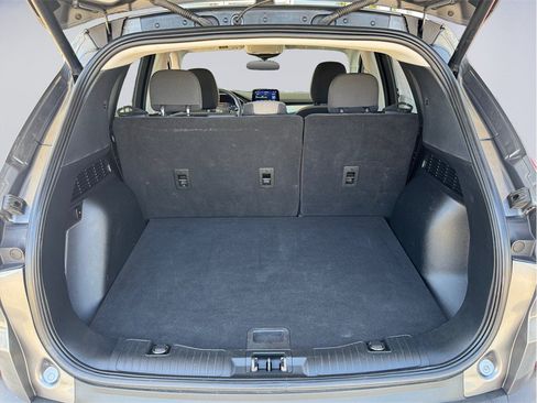 Used 2022 Ford Escape SE w/ Convenience Package FWD image 25