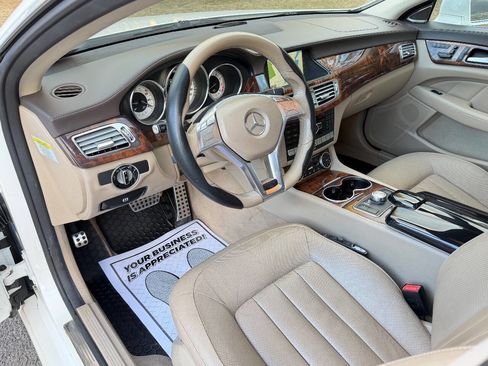 Used 2014 Mercedes-Benz CLS 550 image 7