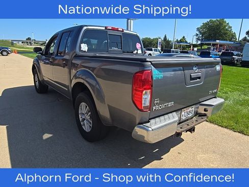 Used 2016 Nissan Frontier SV AWD/4WD image 5