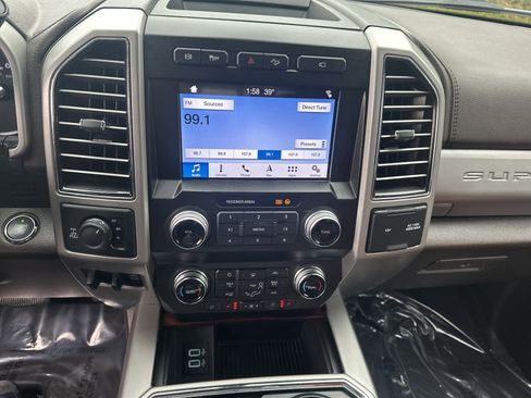 Used 2019 Ford F250 King Ranch w/ King Ranch Ultimate Package image 11