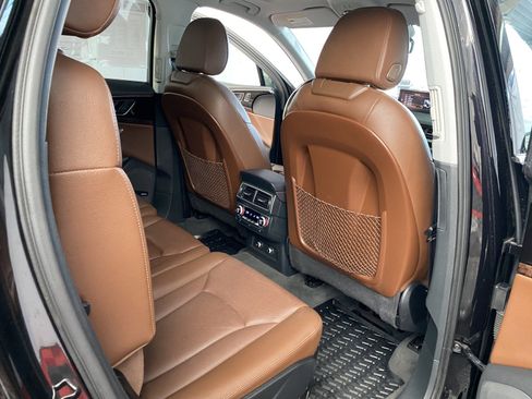 Used 2018 Audi Q7 3.0T Prestige image 12