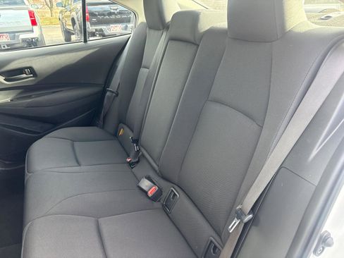 Used 2023 Toyota Corolla LE image 11
