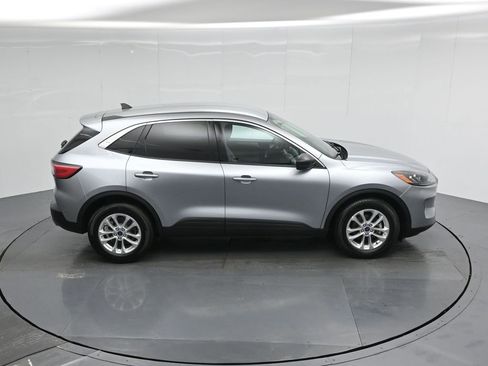 Used 2022 Ford Escape SE image 37