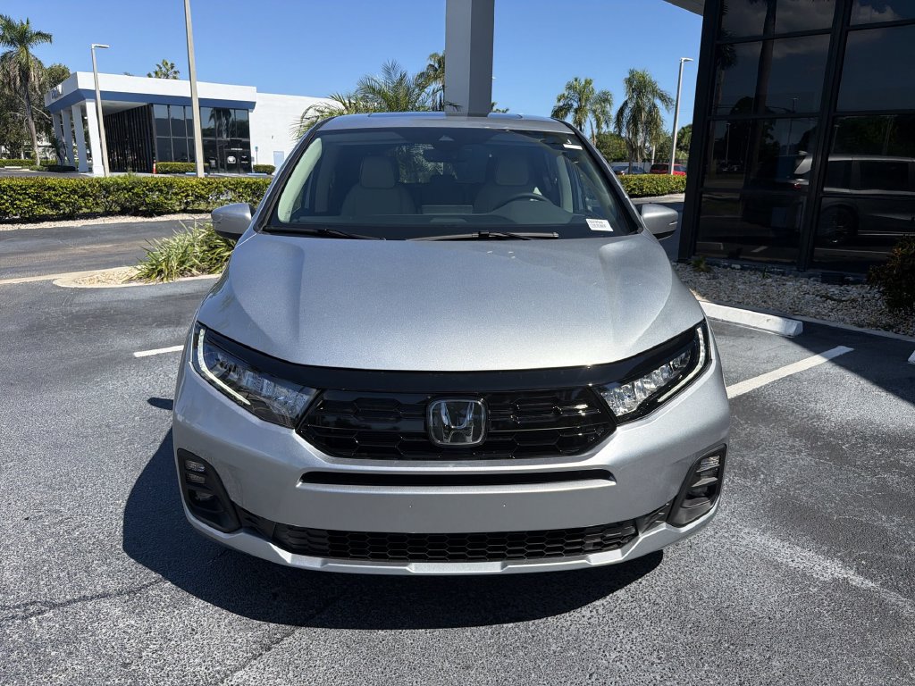 New 2027 Honda Odyssey Touring image 3