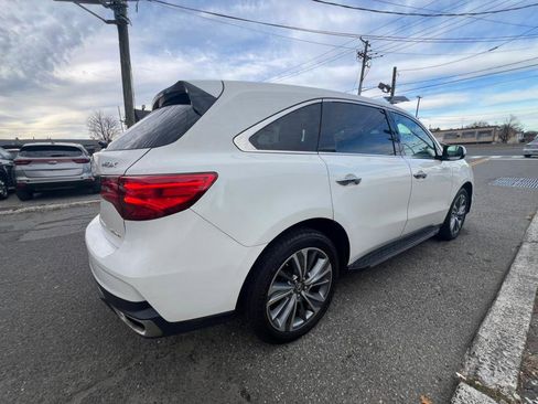 Used 2017 Acura MDX SH-AWD w/Technology Pkg image 4