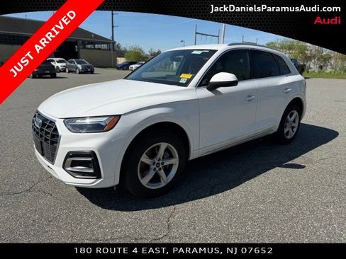 Used 2023 Audi Q5 2.0T Premium w/ Convenience Package image 1