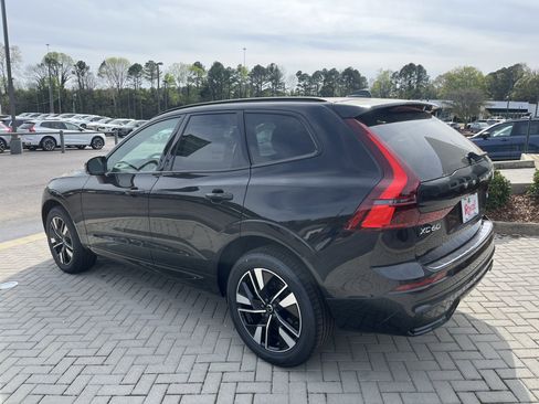 New 2026 Volvo XC60 B5 Core w/ Protection Package Premier AWD/4WD image 3