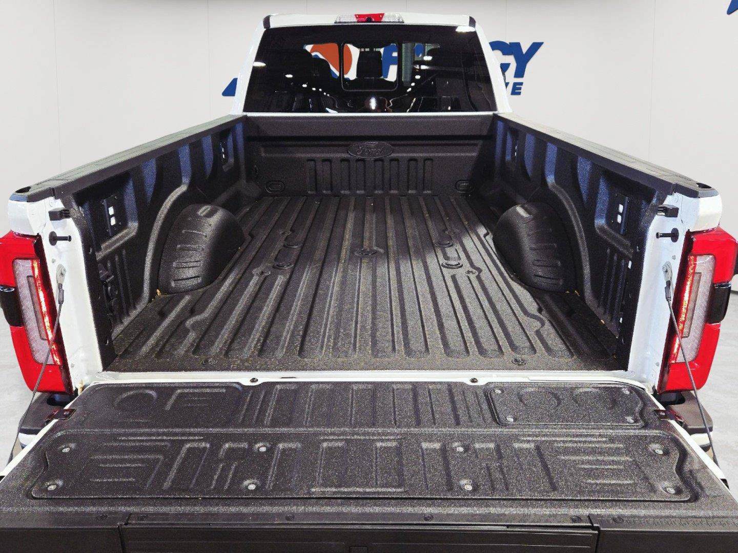 New 2027 Ford F350 Lariat w/ Black Appearance Package AWD/4WD image 19