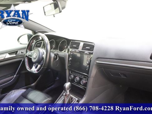 Used 2019 Volkswagen GTI SE image 17