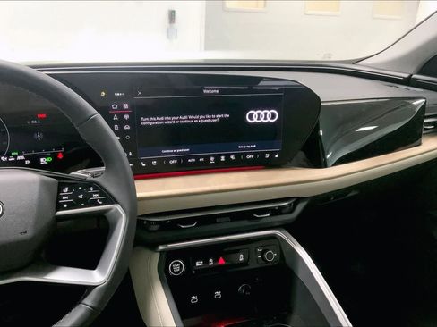 New 2025 Audi Q5 Premium Plus image 16