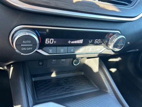 New 2025 Nissan Altima 2.5 SV w/ SV Special Edition Package image 9