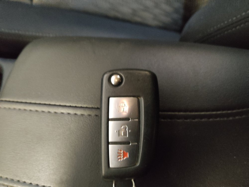 Used 2017 Nissan Rogue S w/ S Appearance Package FWD image 32