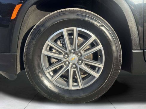 Used 2022 Chevrolet Traverse LT FWD image 63