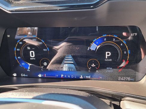 Used 2024 Chevrolet Colorado LT w/ LT Convenience Package II image 9