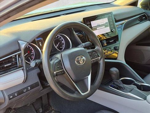 Used 2021 Toyota Camry LE FWD image 7