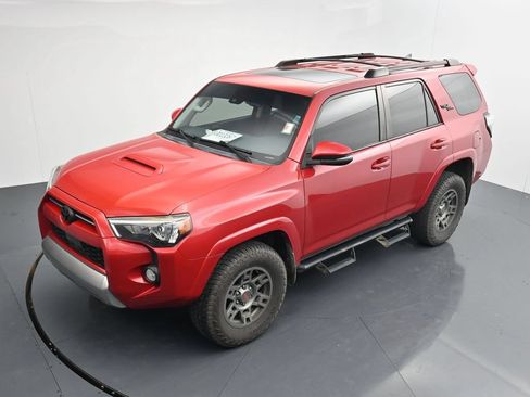 Used 2020 Toyota 4Runner TRD Off-Road Premium w/ Moonroof Package AWD/4WD image 12