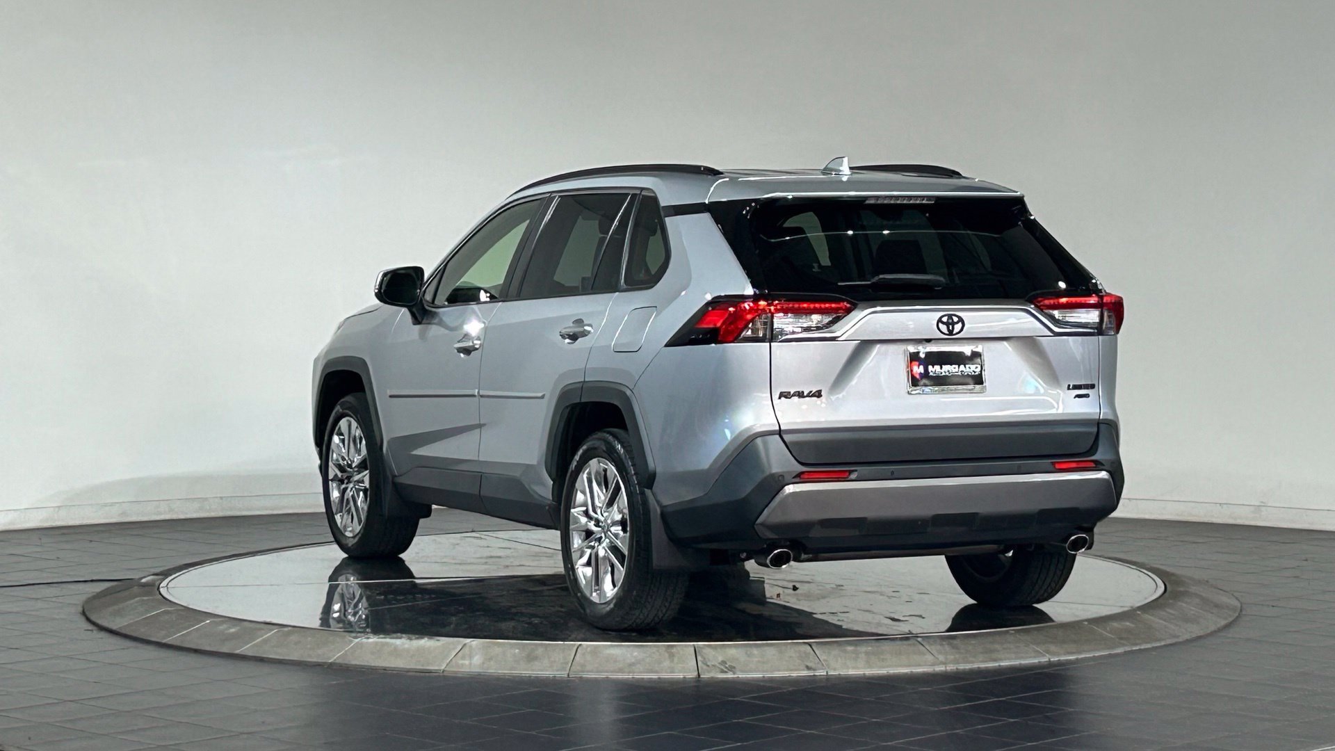 Used 2021 Toyota RAV4 Limited w/ Limited Grade Weather Package AWD/4WD image 7