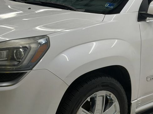 Used 2016 GMC Acadia Denali AWD/4WD image 4