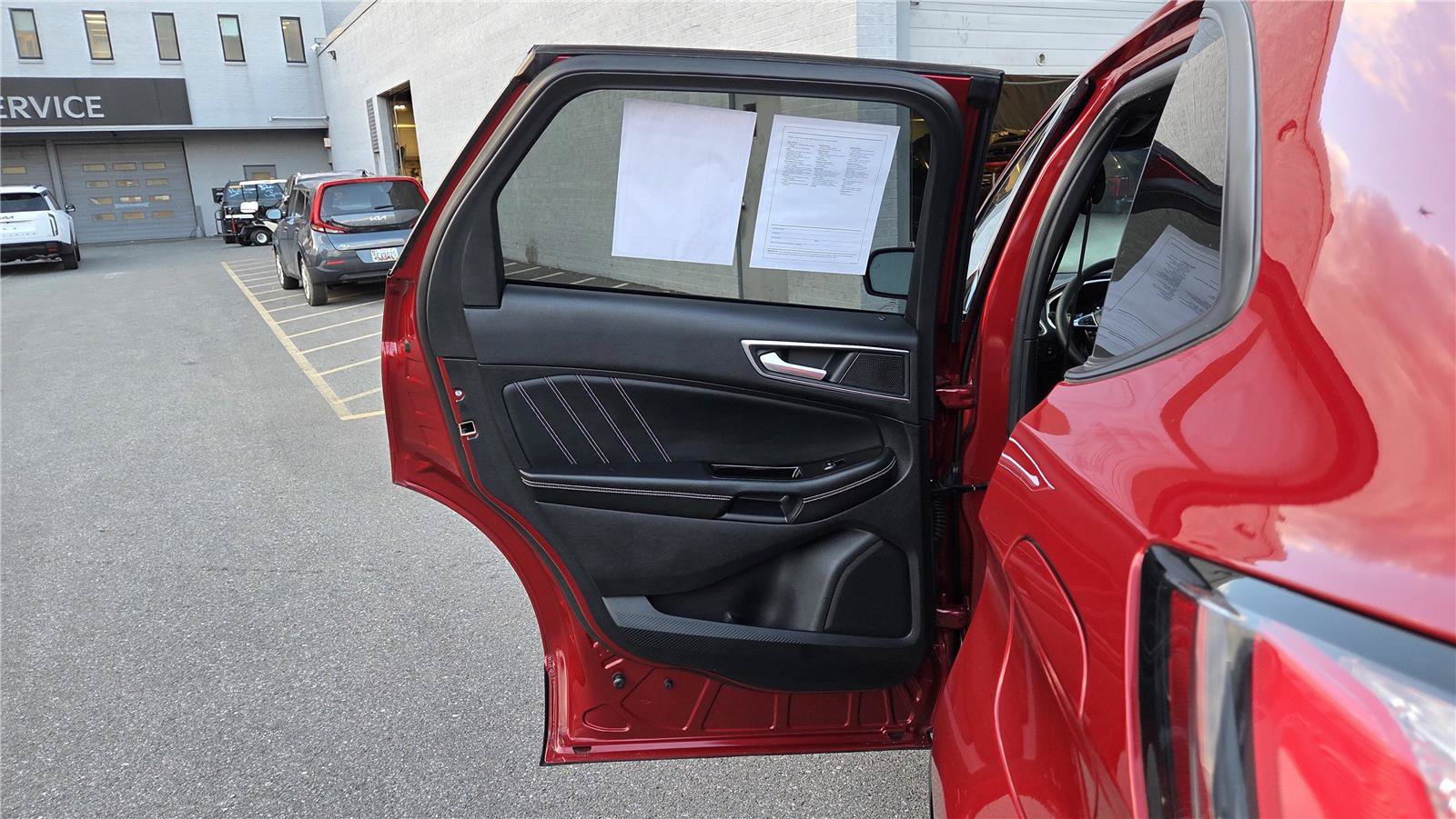 Used 2020 Ford Edge ST w/ Equipment Group 401A AWD/4WD image 28