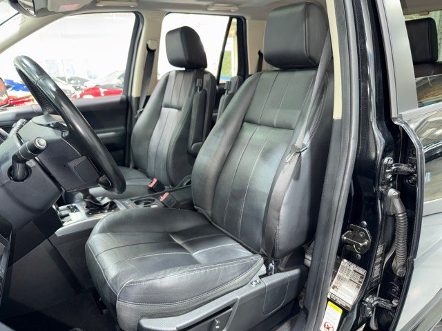 Used 2015 Land Rover LR2 AWD/4WD image 5