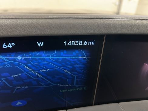 Certified 2025 Lincoln Nautilus Premier w/ Equipment Group 102A image 24