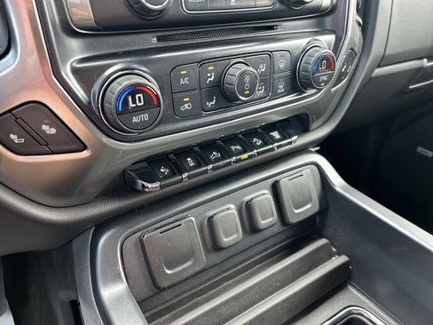 Used 2017 Chevrolet Silverado 3500 LT w/ LT Convenience Package AWD/4WD image 29