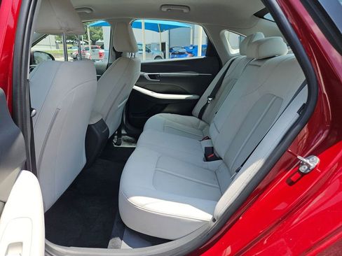 Used 2025 Hyundai Sonata SEL FWD image 17