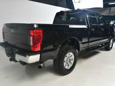 Used 2020 Ford F250 XLT w/ Snow Plow Prep Package image 7