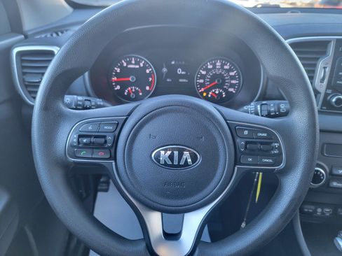 Certified 2019 Kia Sportage LX image 27