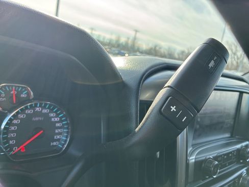 Used 2018 Chevrolet Silverado 1500 LT w/ All Star Edition image 19