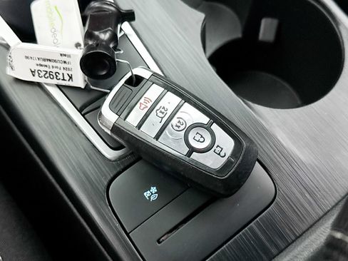 Used 2024 Ford Escape Active AWD/4WD image 38