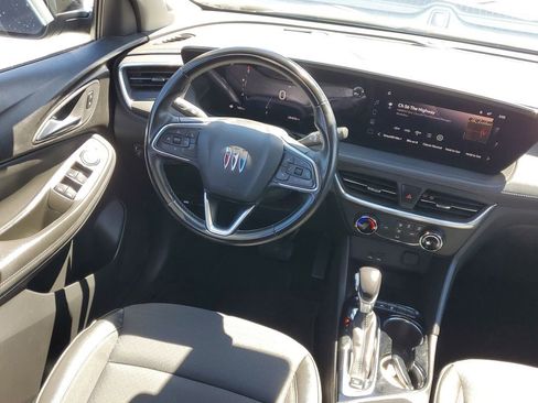 Used 2024 Buick Encore GX Preferred FWD image 14