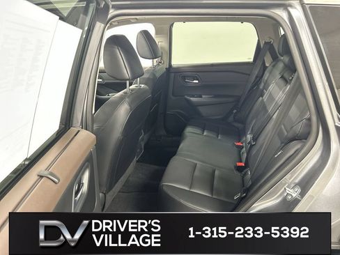 Used 2023 Nissan Rogue SV w/ SV Premium B Package AWD/4WD image 20