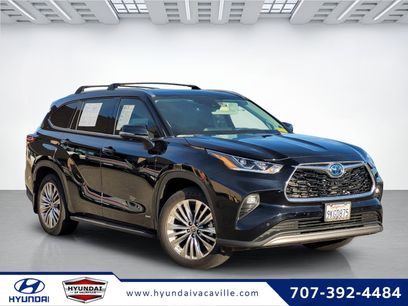 Used 2024 Toyota Highlander Platinum