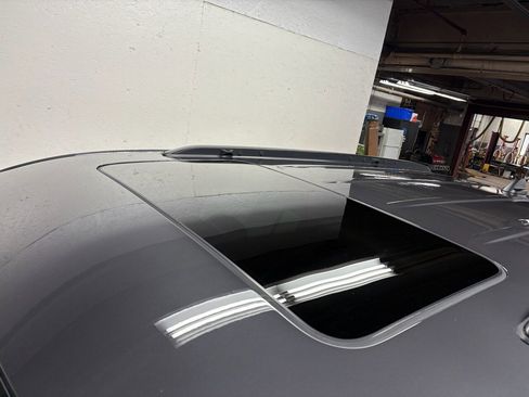 Used 2024 Jeep Grand Cherokee Altitude AWD/4WD image 16