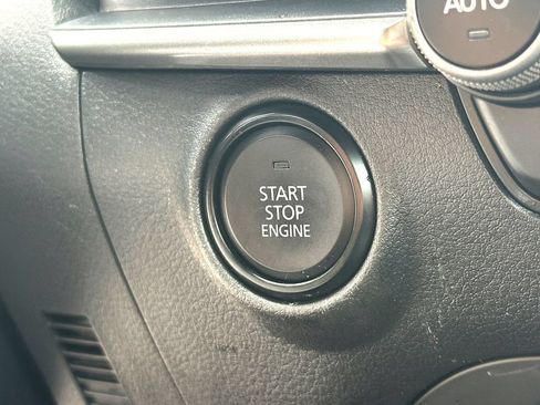 Used 2024 MAZDA MAZDA3 s FWD image 20