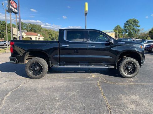 Used 2022 Chevrolet Silverado 1500 High Country image 4